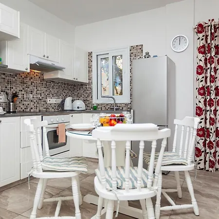 1 Bedroom In Paradise Garden 3